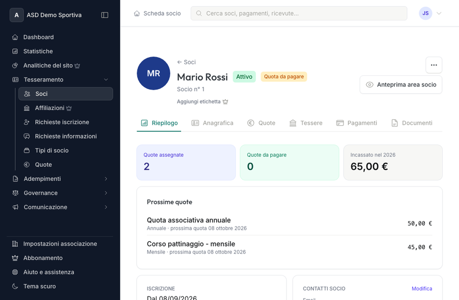 Scheda di un socio con il menu dei tre puntini aperto sulla voce Anteprima area socio